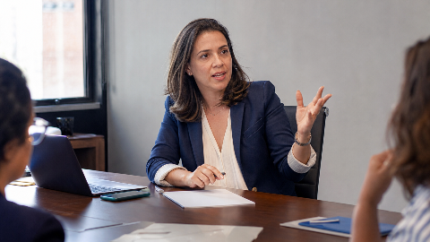 Capa do artigo Liderança Feminina: Os 5 Maiores Desafios que Ainda Percorrem o Cenário Corporativo Brasileiro