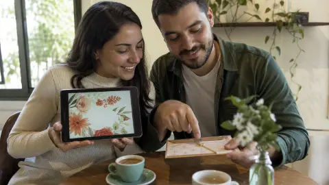 Capa do artigo Convites de Casamento Personalizados e Digitais: Suas Dúvidas Respondidas