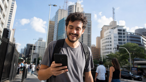Capa do artigo 5G mmWave vs. 5G DSS: Entenda a diferença crucial no Brasil
