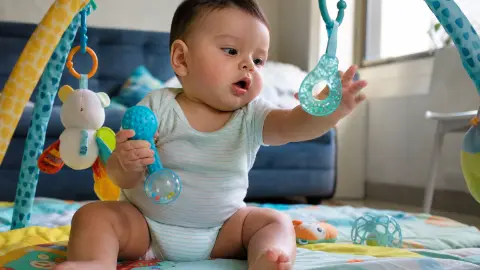 Capa do artigo Brinquedo Sensorial para Bebê de 6 Meses: O Guia Definitivo para Descobertas e Desenvolvimento