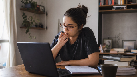 Capa do artigo Entrevista Técnica Backend Júnior: Guia Completo para Arrasar e Conquistar a Vaga